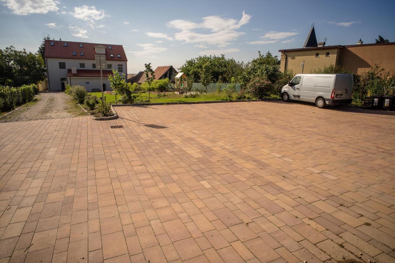 Bivio Hotel Bratysława Zewnętrze zdjęcie
