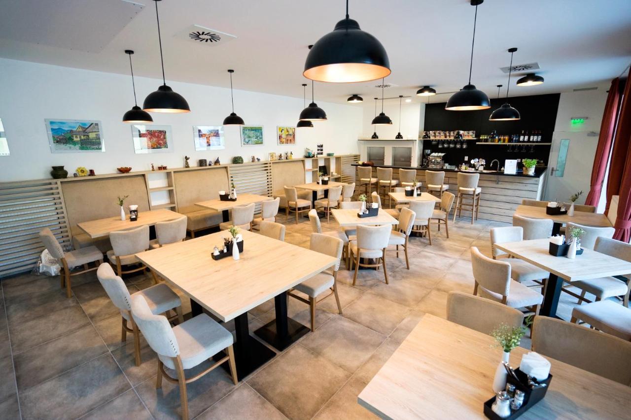 Bivio Hotel Bratysława Zewnętrze zdjęcie